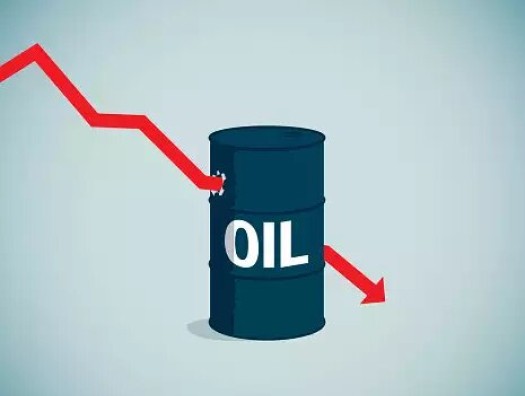 Падение цен на нефть: аналитики выявляют причины