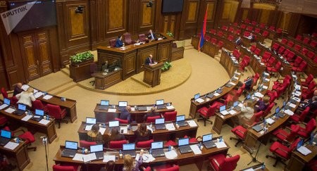 Ermənistan parlamenti Azərbaycan əleyhinə sənəddən imtina etdi -