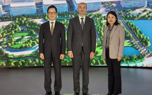 General “Alibaba Cloud” şirkətinin baş ofisində olub - Fotolar
