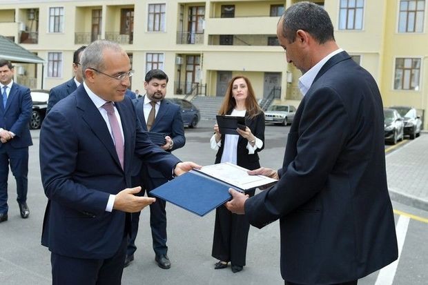 Азербайджанские нефтяники обеспечены новым жильем - ФОТО