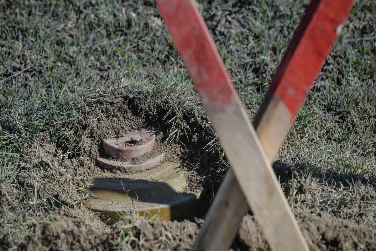 Armenian sapper injured in mine explosion on border with Azerbaijan's Gazakh