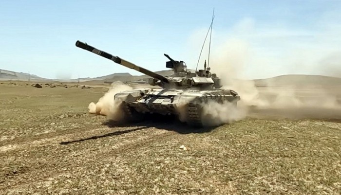 Azerbaijani army’s tank units hold intensive combat training sessions - VIDEO