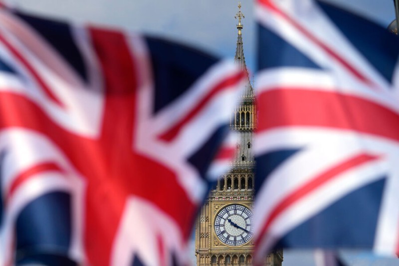 Британия ввела санкции против еще одной российской биржи