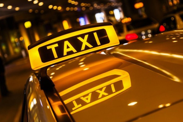 Такси дорожает: кто виноват и что делать?