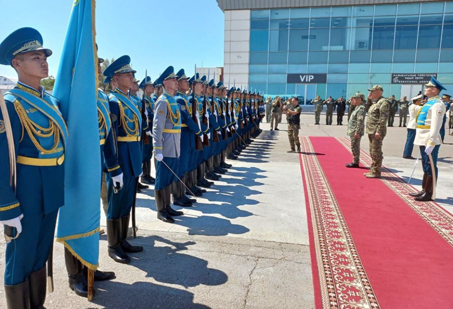 Azerbaijani defense minister visits Kazakhstan