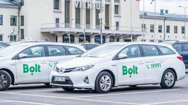 65 автомобилей такси отстранены от перевозок