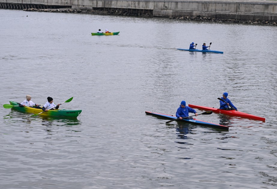 AKAF organizes rowing action in connection with COP29