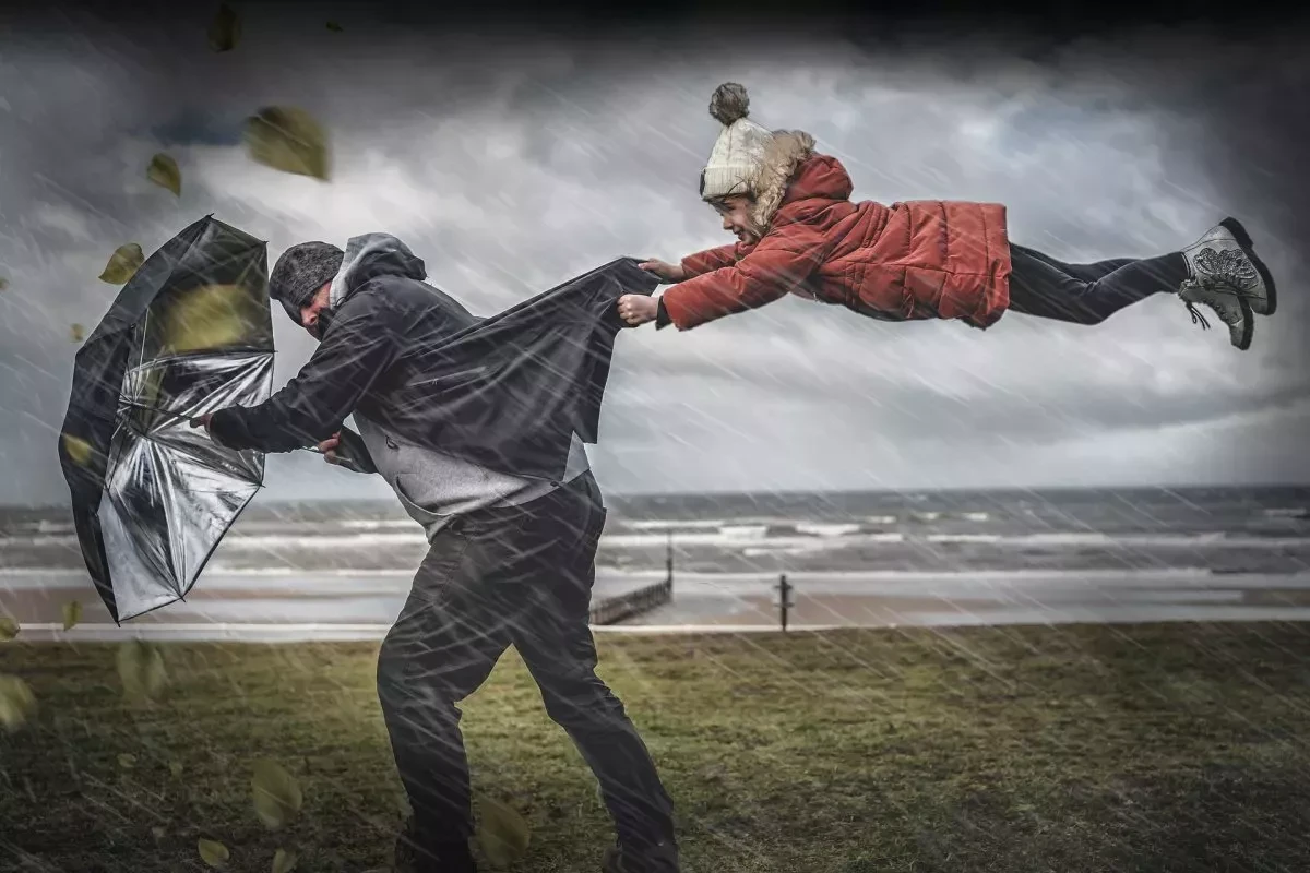 Strong winds prompt yellow alert in Baku and across Azerbaijan