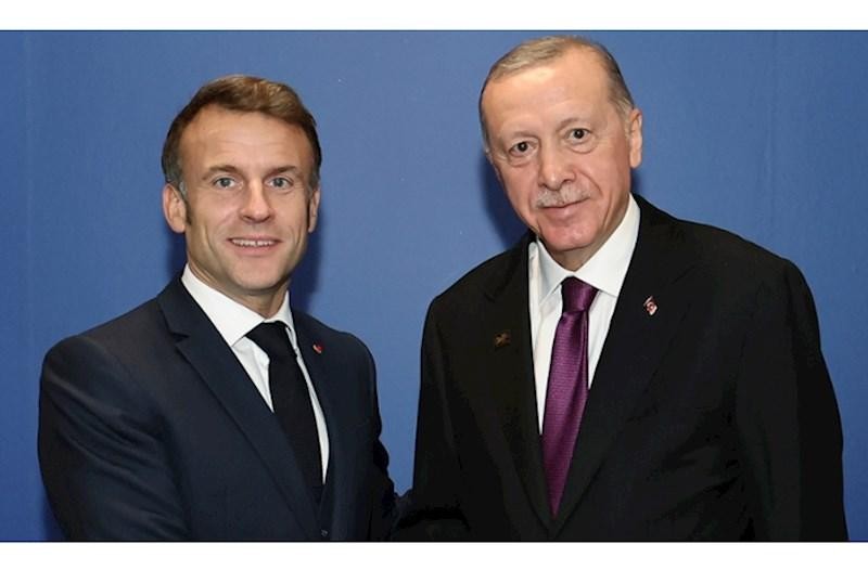 Ərdoğanla Makron regional məsələləri müzakirə ediblər