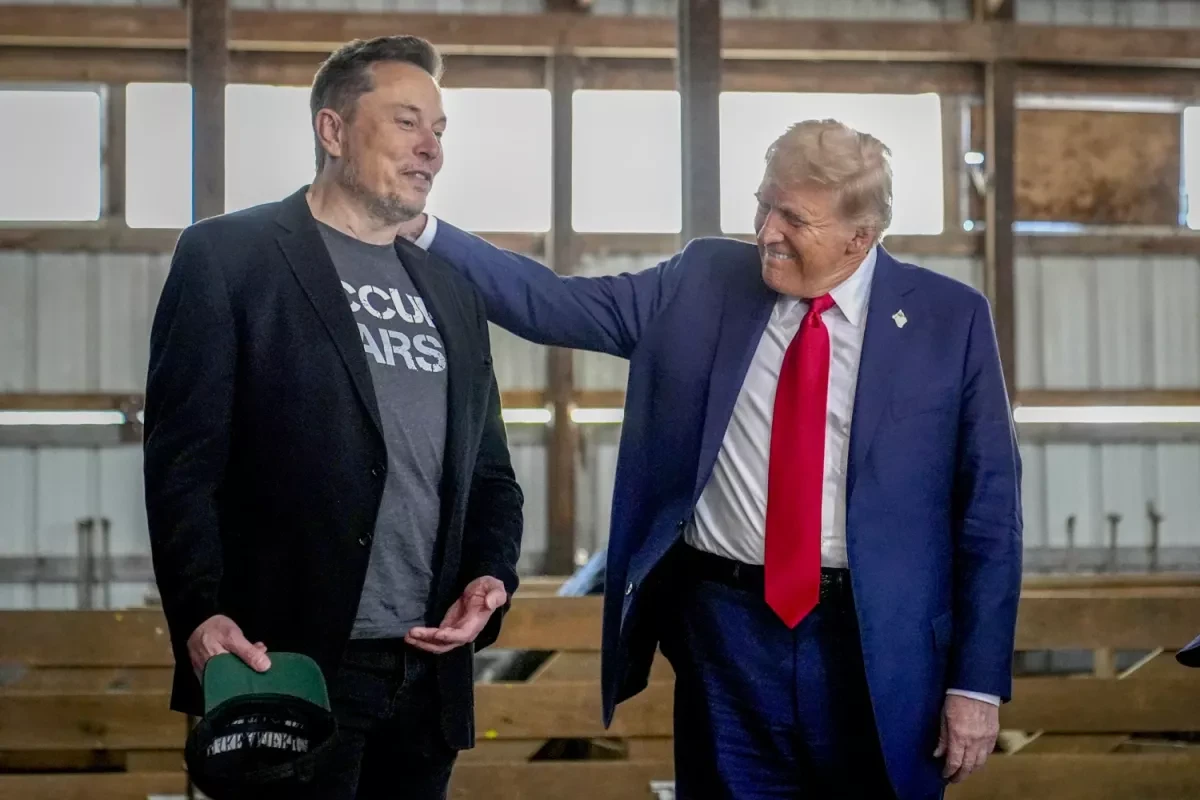 Musk sets up beds near White House office for overnight government reform