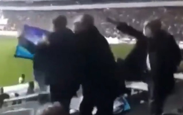 Klub prezidenti stadionun monitorunu qopardı -