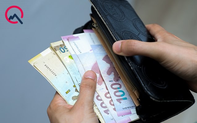 Orta aylıq əməkhaqqı 1000 manatdan çoxdur