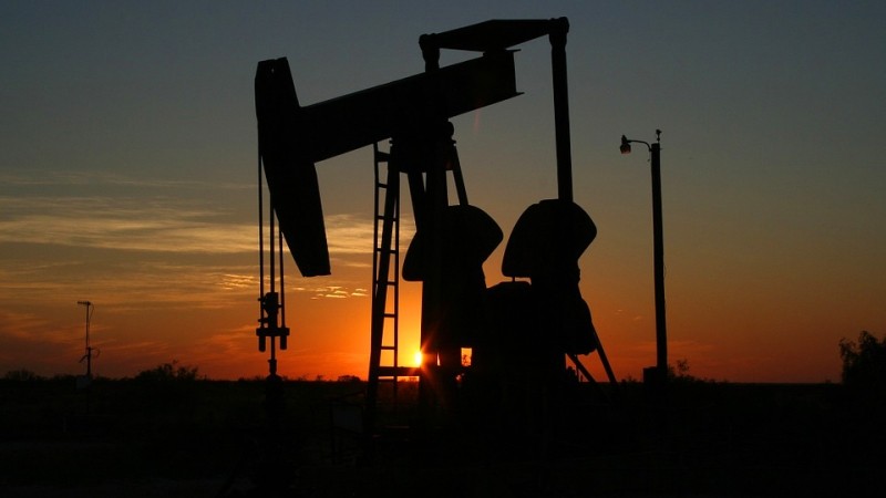 Нефть вновь подорожала