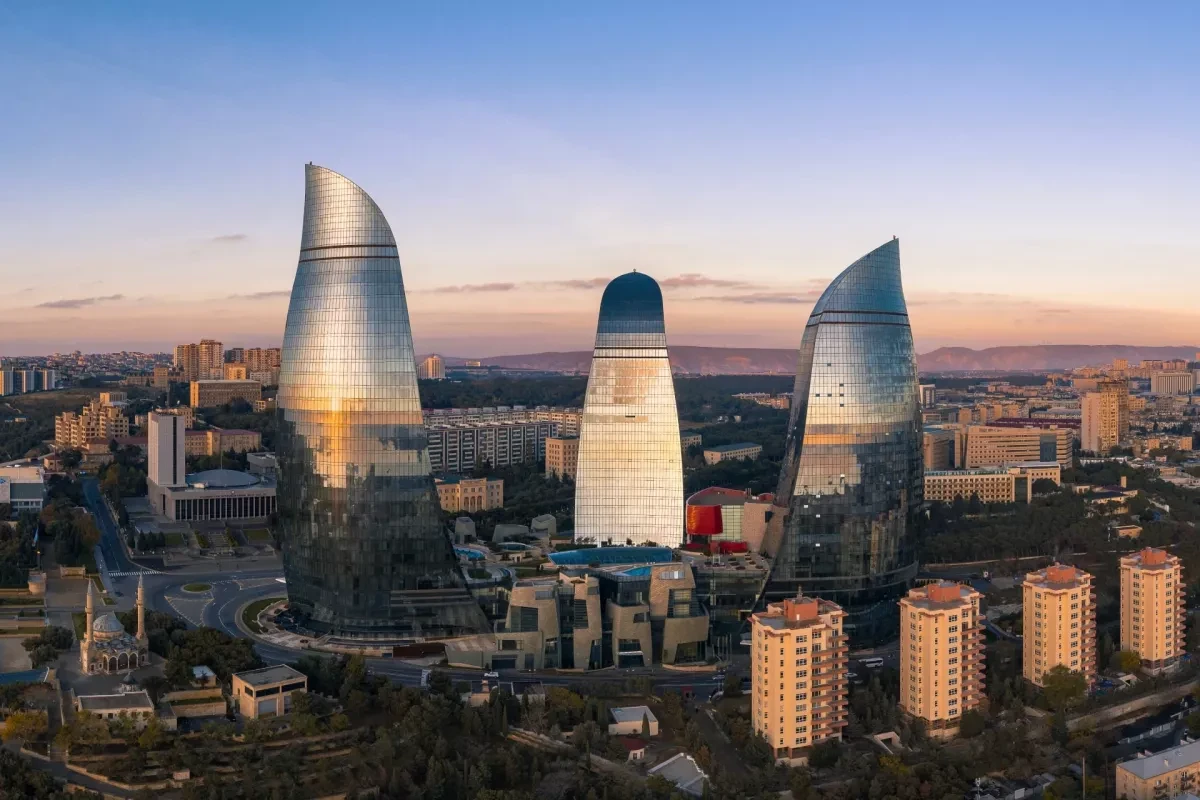 Azerbaijan's salaried workforce soars to 1.78 million in 2025 with 2.1% Surge