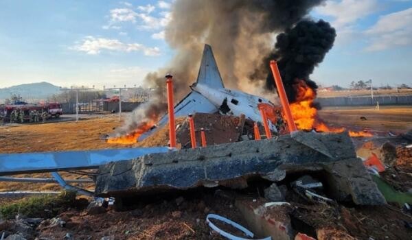 4 killed in plane crash in southern Philippines