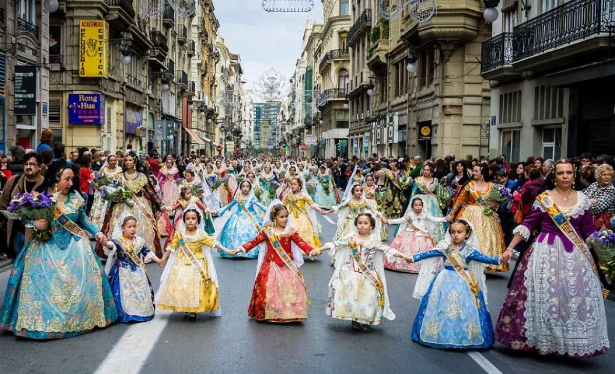 Celebrations come in different forms: The unique features of Spain’s Las Fallas Reportage on Caliber.Az