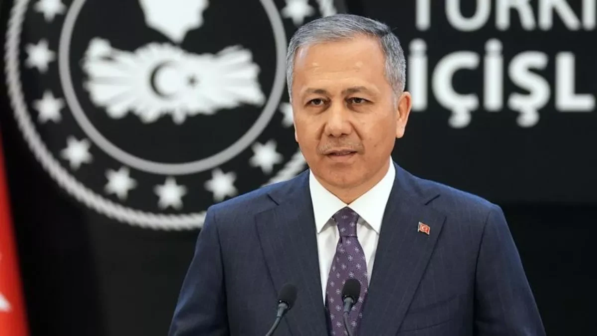 Türkiye announces arrests of over 300 people as part of Istanbul municipality investigation