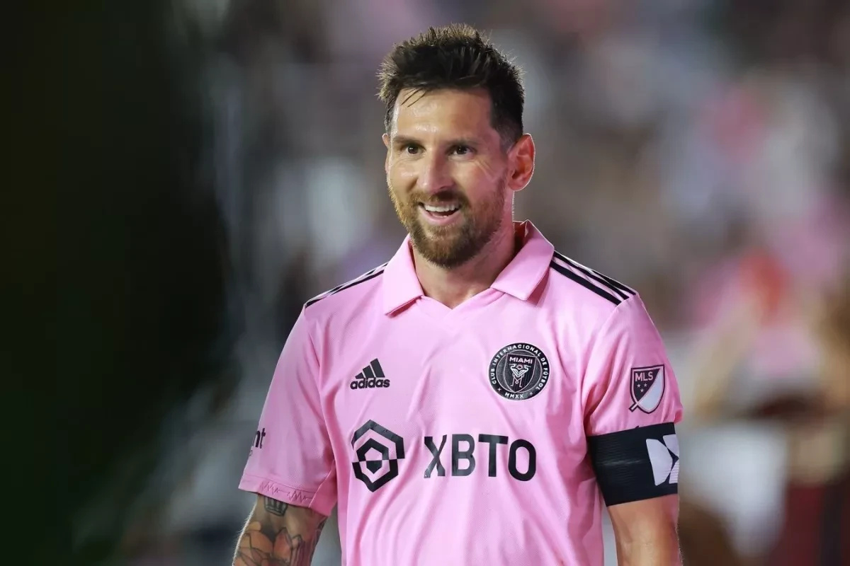 Lionel Messi pays tribute to Novak Djokovic with goal celebration Video