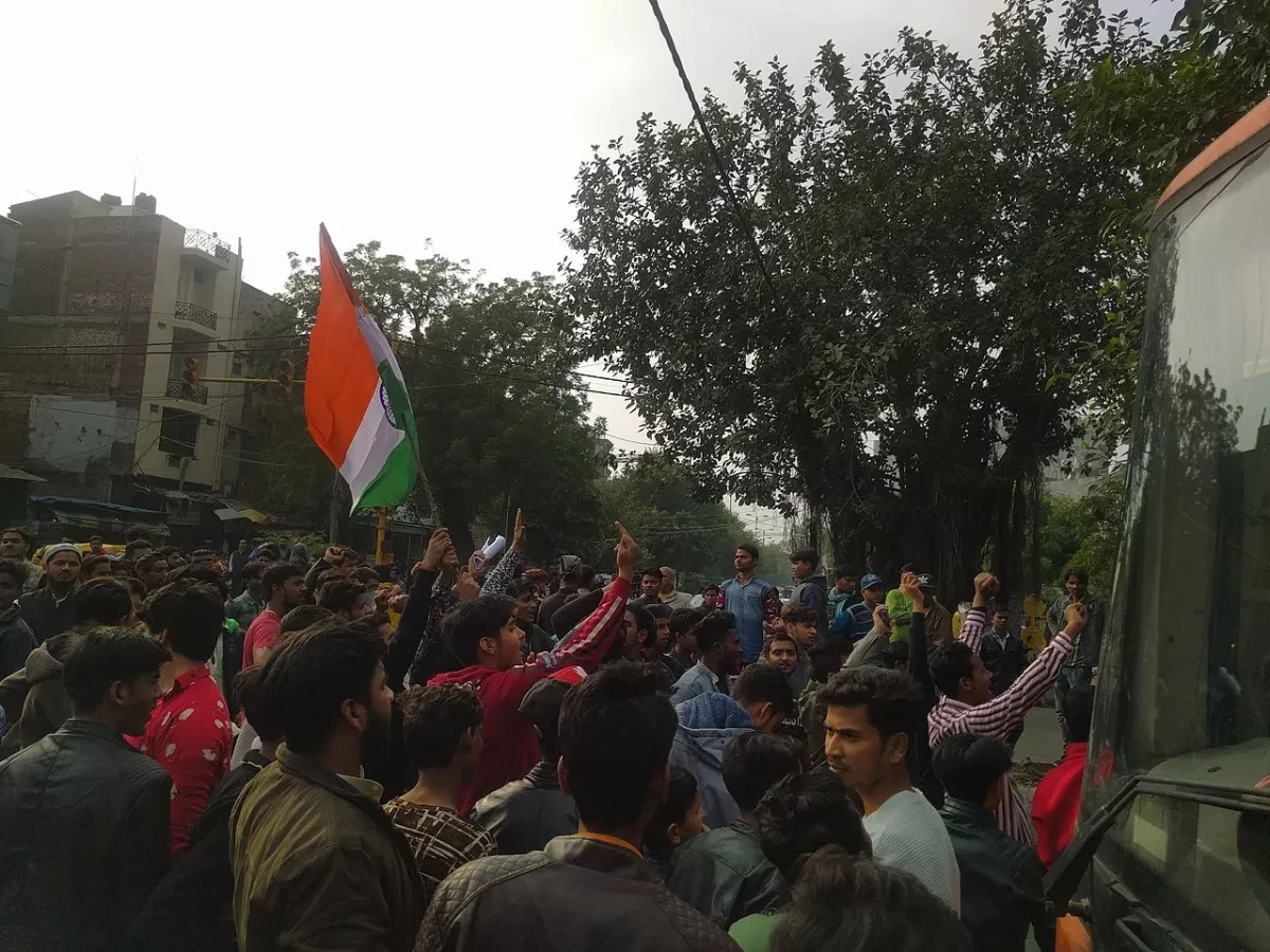 Violent clashes break out in India, leaving nearly 30 police officers dead