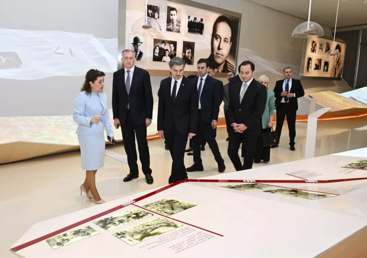 Azerbaijan welcomes Georgian president with tour of Heydar Aliyev Centre