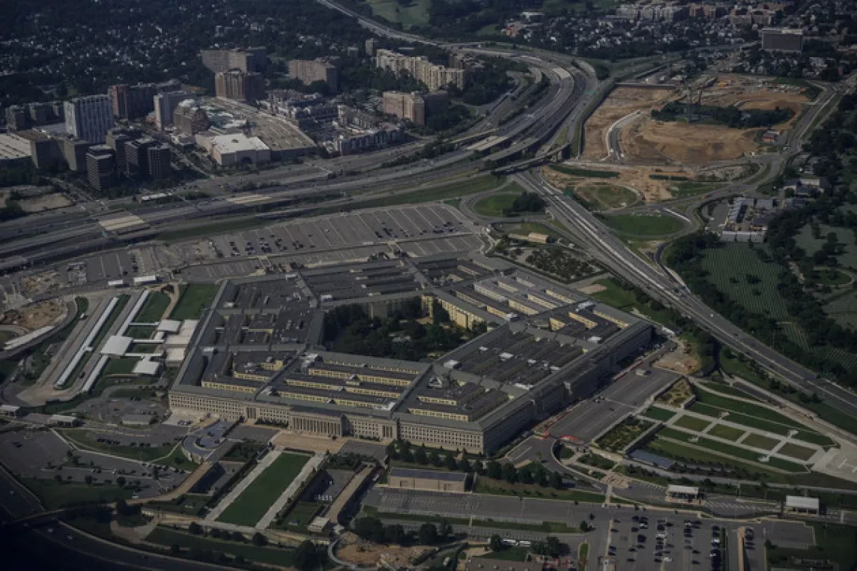 Top aides fired, chief of staff resigns in escalating Pentagon turmoil