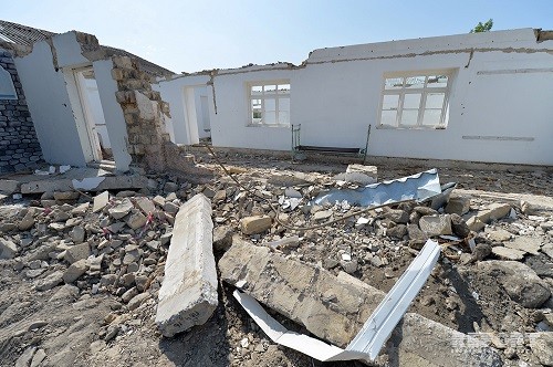 Bakının iki rayonunda qəzalı binalar söküləcək