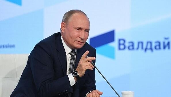 Putin koreyalı hərbçilərə təşəkkür etdi
