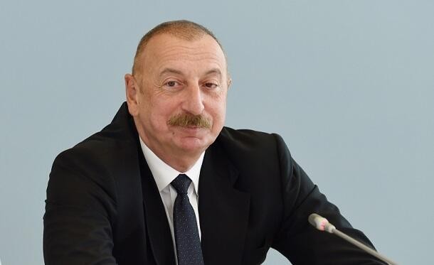 Ильхам Алиев поздравил православных