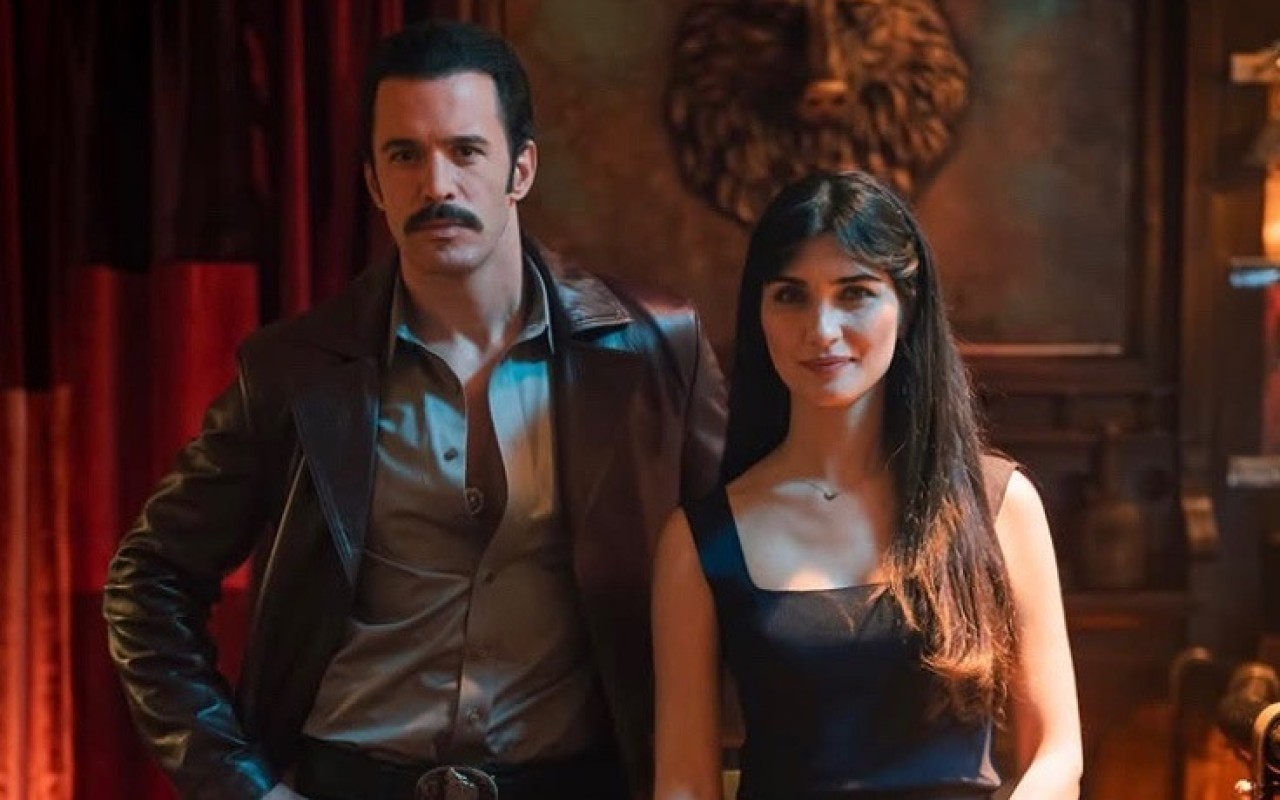 Barış Arduç yeni GÖRÜNÜŞDƏ
