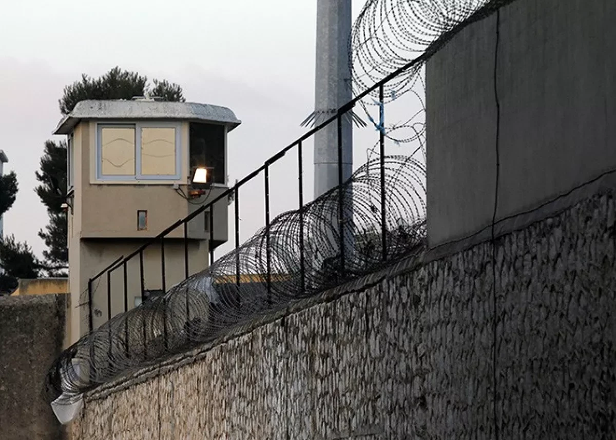 Coordinated prison attacks rock France amid anti-drug crackdown