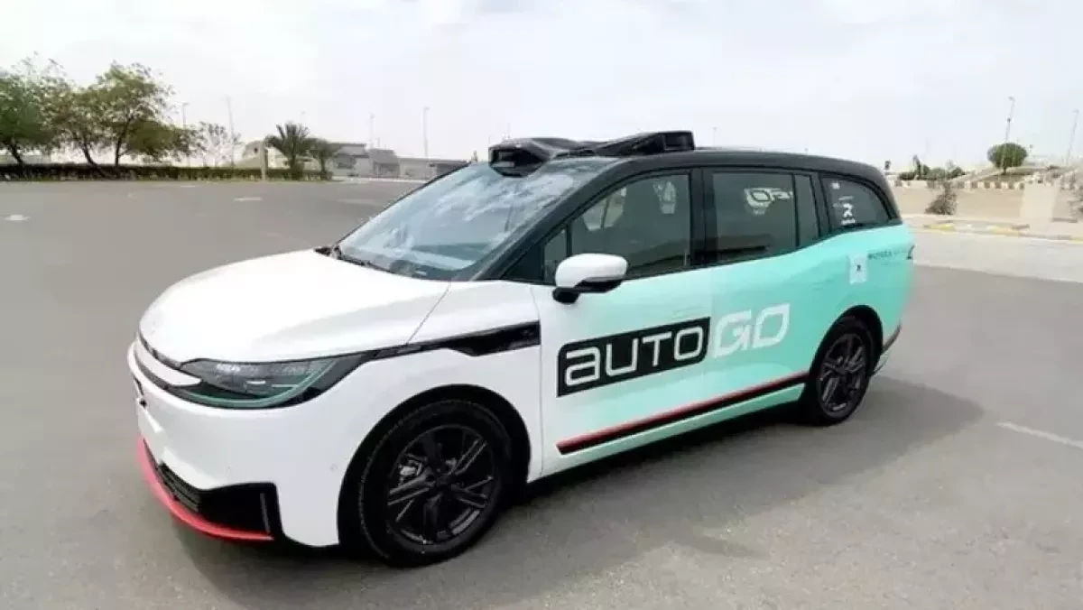Дубай запланировал коммерческий запуск беспилотных автомобилей