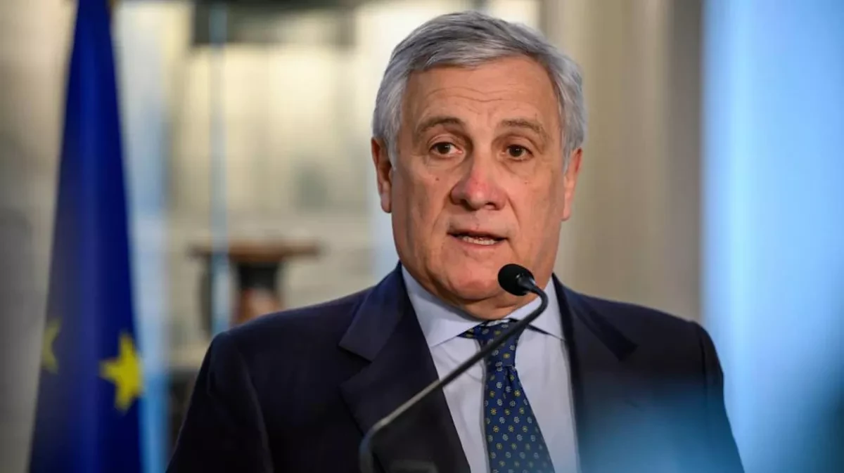 Italian FM urges inclusion of EU sanctions against Russia in Ukraine conflict settlement deal