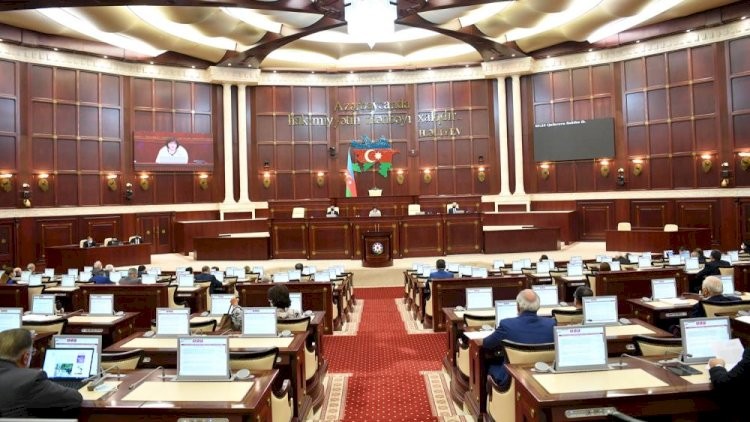 Deputatların Azərbaycan dili biliyi YOXLANILSIN -