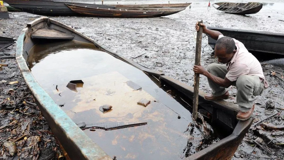 Leaked reports point to safety shortcomings of Shell oil production fleet Even at Nigerian site 10 years following major oil spill