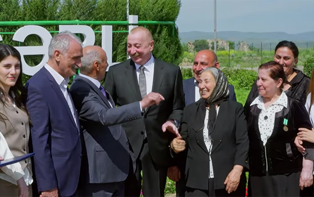 “Bu gün mənim də ad günümdür” - Vətəndaşın Prezidentlə söhbəti