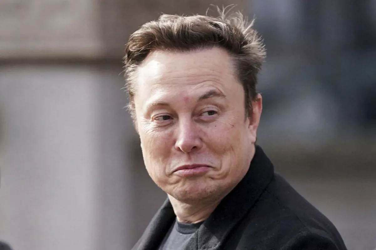 Tesla employees call for CEO’s resignation amid declining demand