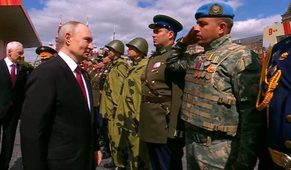 Путин поприветствовал Самига Мамедова - Видео