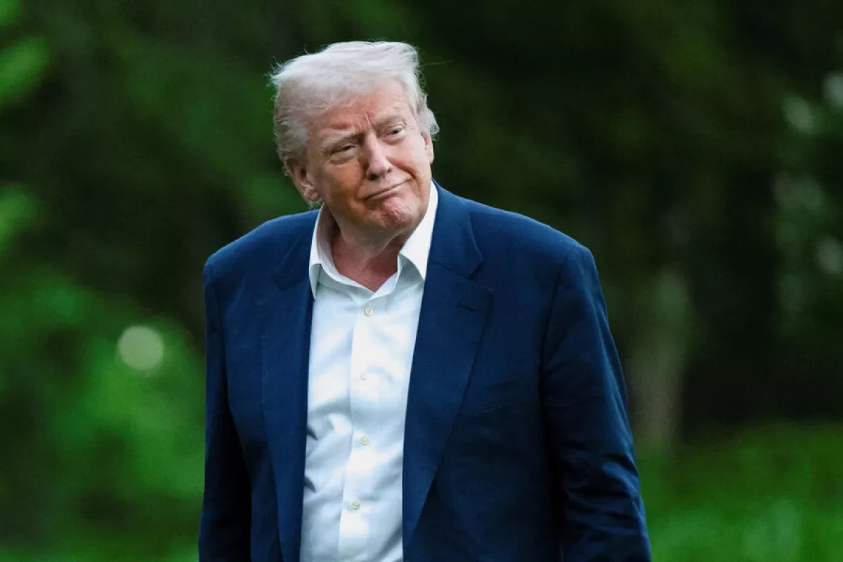Trump signals 10% tariff baseline, but leaves room for exceptions