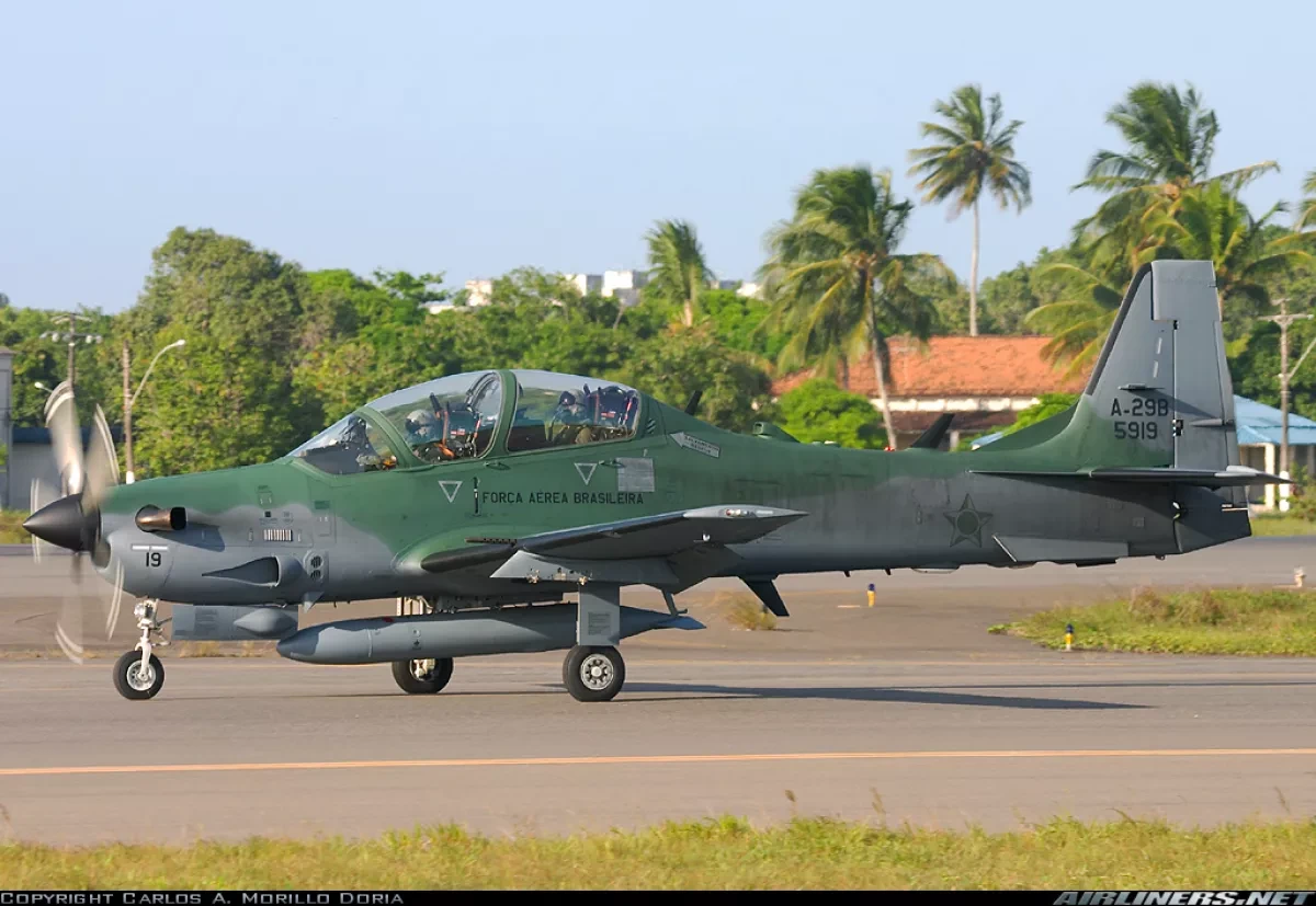 Украинские ВВС заинтересованы в AT-6 и Super Tucano