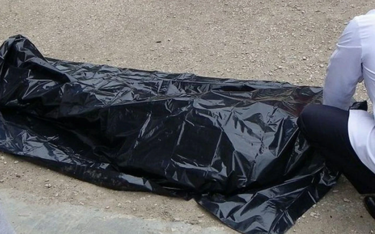 Sumqayıtda küçədə kişi meyiti TAPILDI