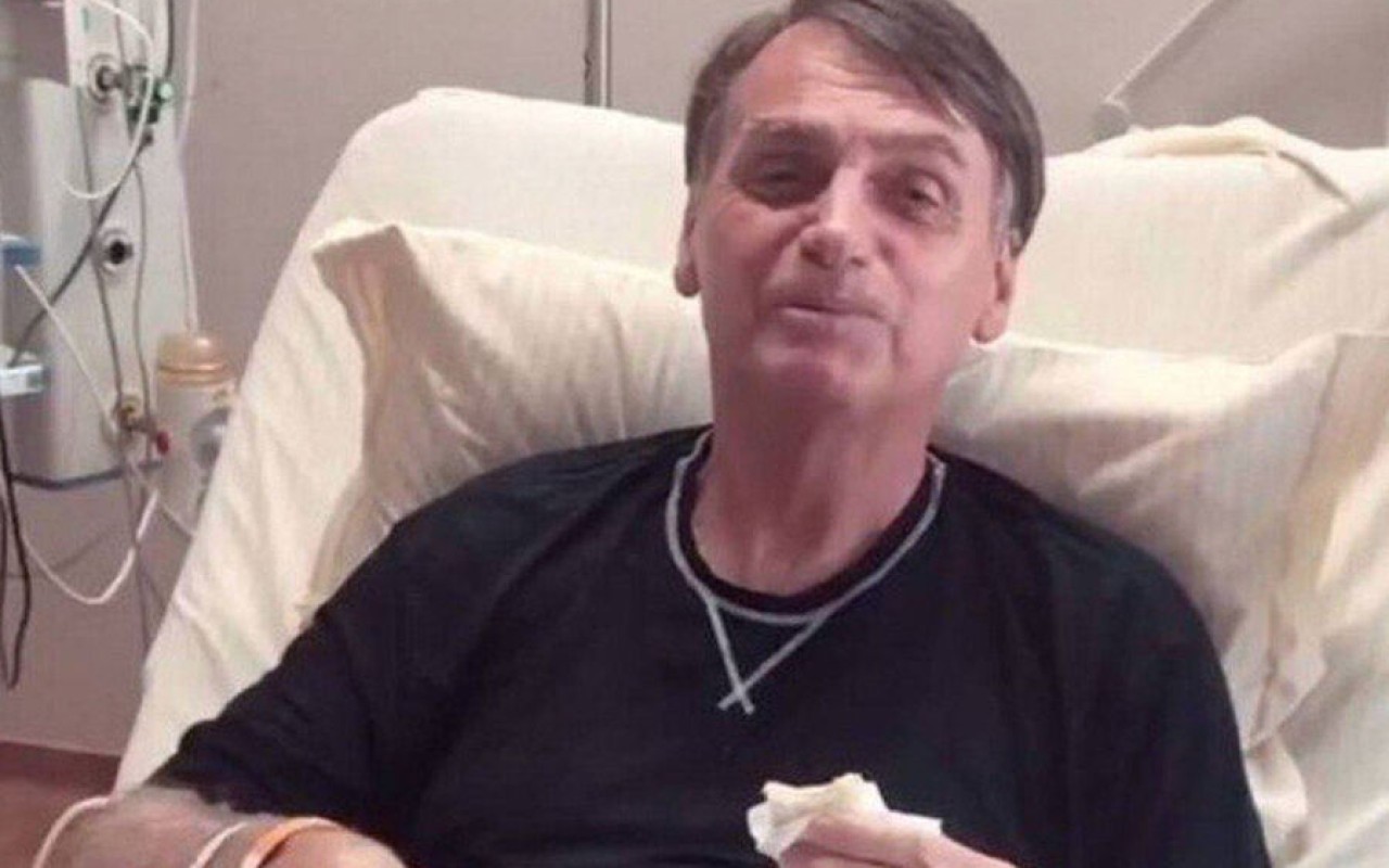 7 dəfə əməliyyat olunan keçmiş prezident evə buraxıldı