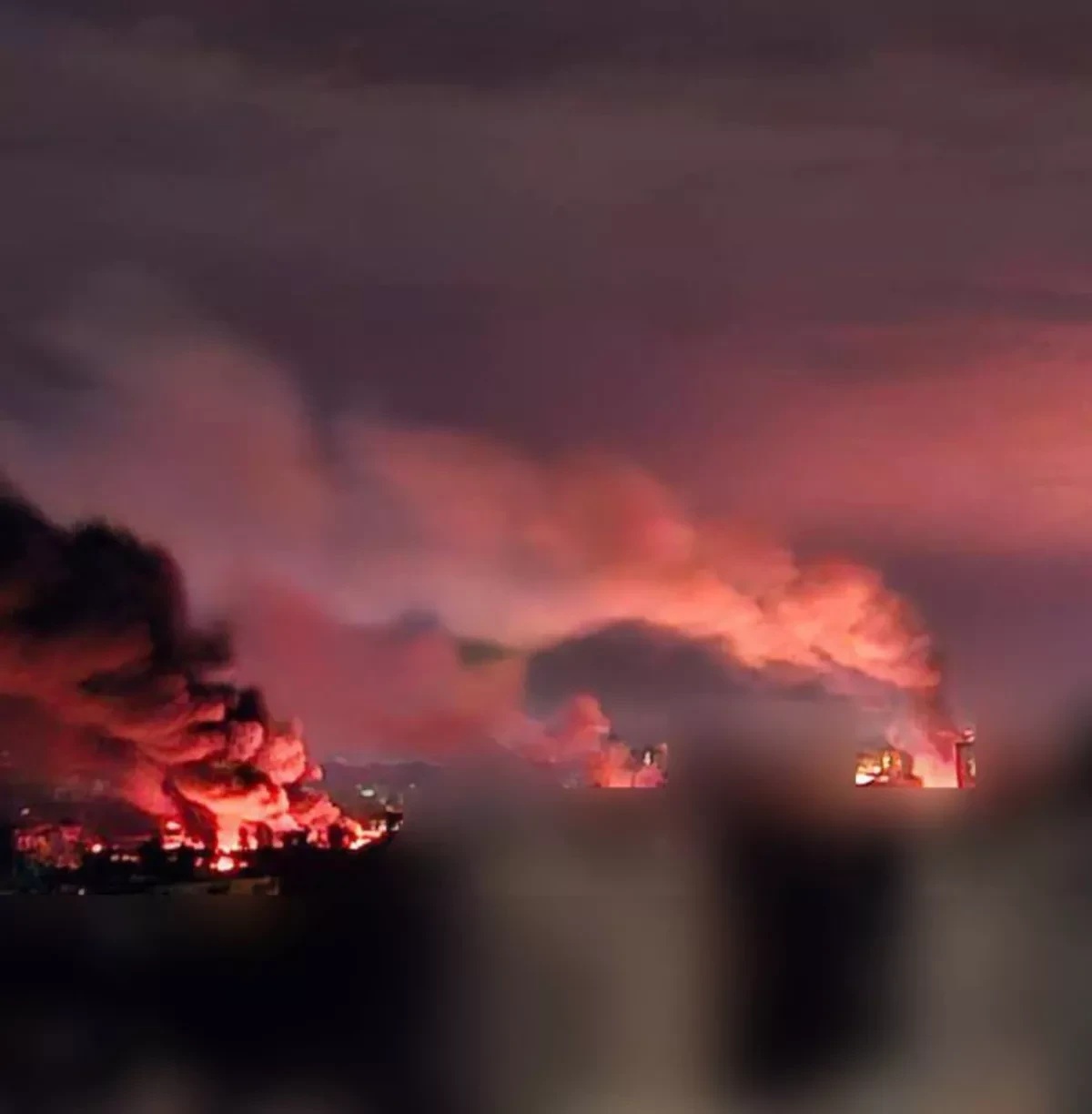 Russian overnight aerial strike on Kyiv leaves 8 injured, fires across multiple districts