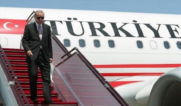 Ərdoğan şəxsi təyyarə ilə Şimali Kiprə gəldi