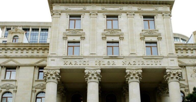 В МИД Азербайджана выразили отношение к задержанию Азера Бадамова в московском аэропорту