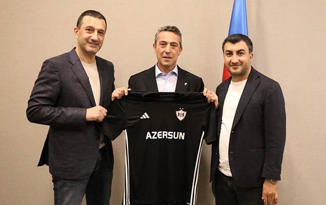 “Qarabağ” rəsmiləri Ali Koçla görüşdü - Foto