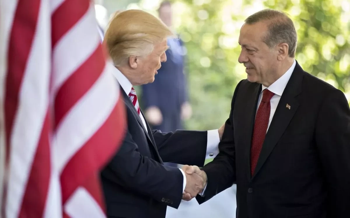 Эрдоган провел второй за выходные телефонный разговор с Трампом