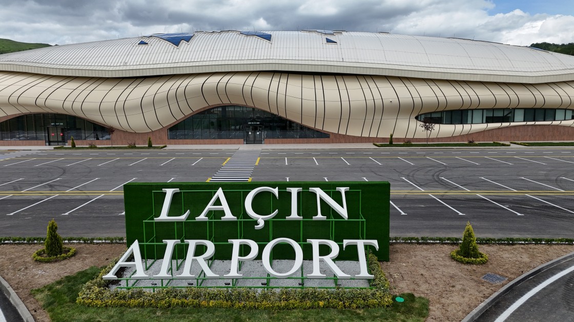 Foreign diplomats embark on visit to Azerbaijan's Lachin district