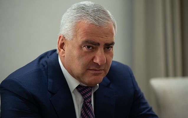“Karapetyanla bağlı vəziyyəti diqqətlə izləyirik”