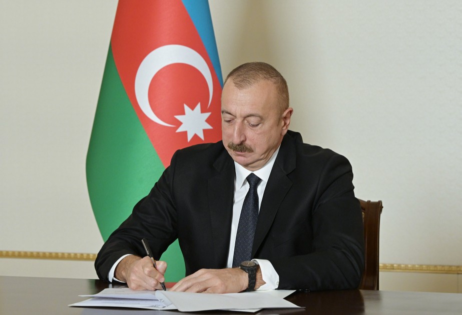 President Ilham Aliyev awards a group of civil servants - ORDER
