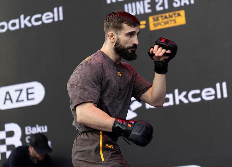Победа досрочно: Назим Садыхов выиграл бой на турнире UFC в Баку -
